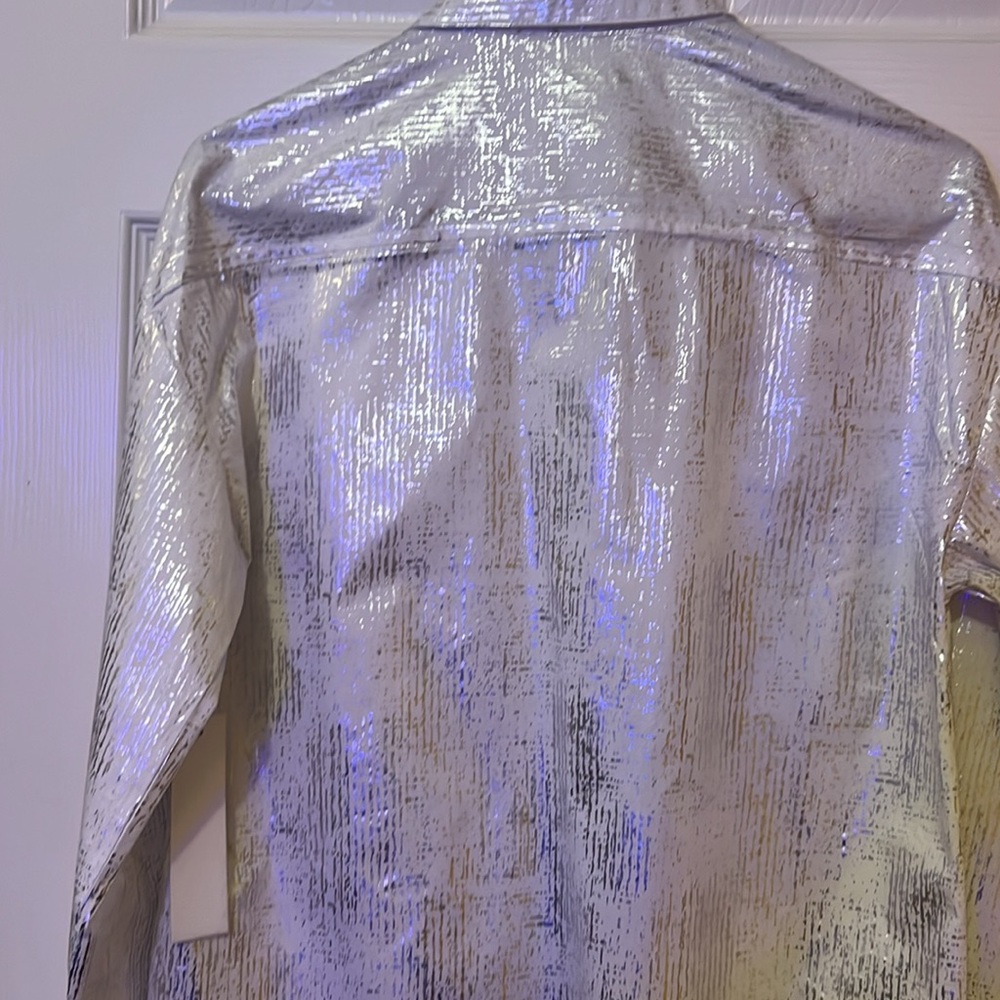 Trendmates womans white and silver button down shirt NWT retail $29 ❤️ - Picture 2 of 7